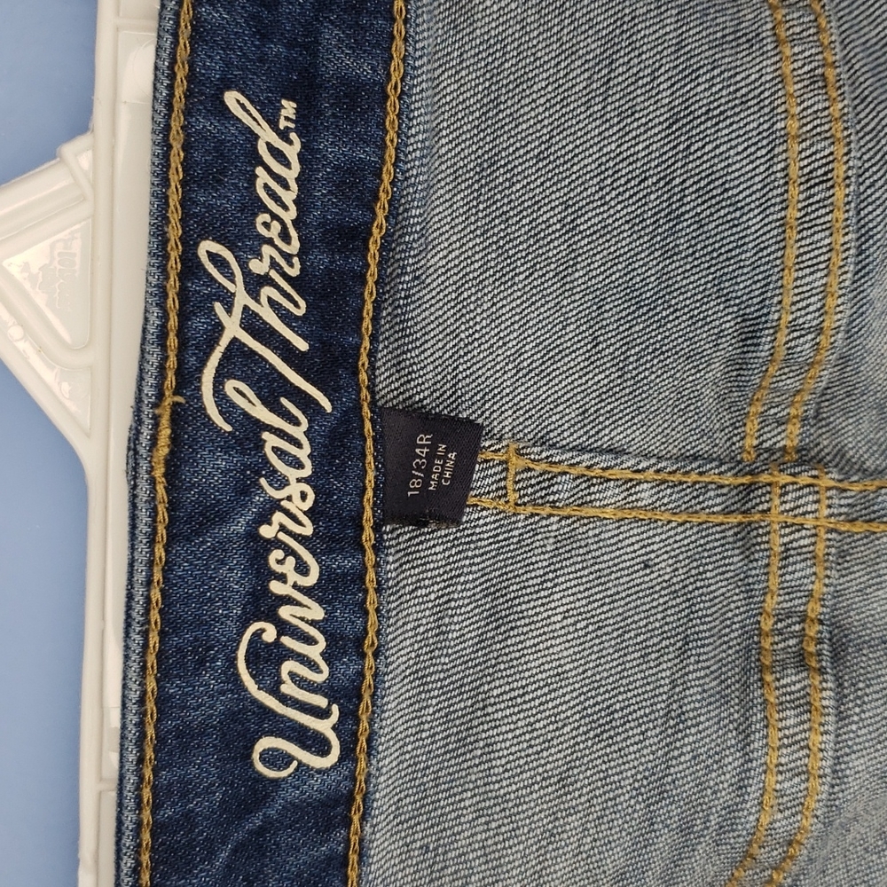 Jeans - Picture 4 of 5
